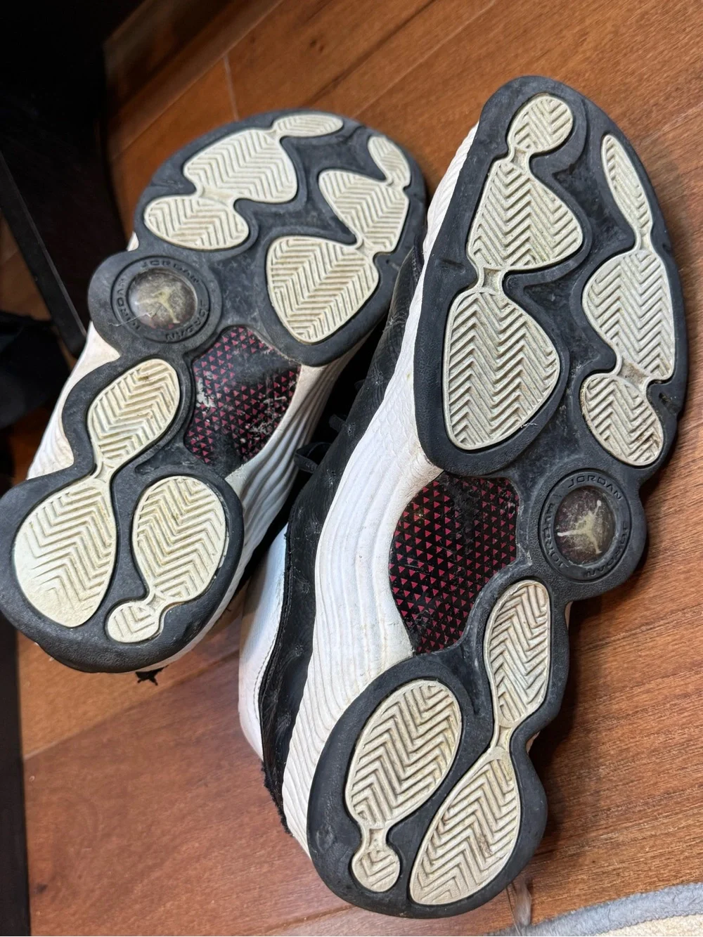 NIKE AIR JORDAN Jumpman Team ll Sneakers